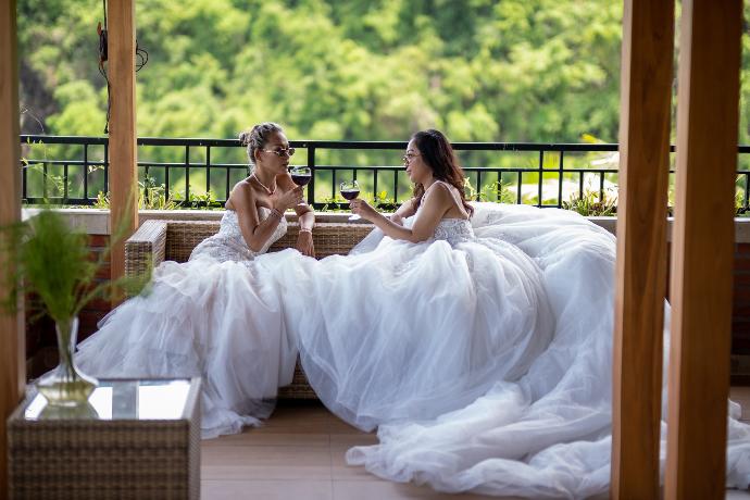Bridal dress 